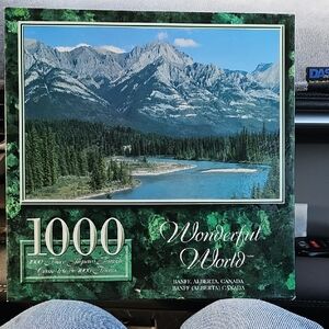 Scenic Mountain Jigsaw Puzzle - Green